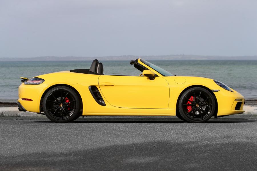  Porsche 718 Boxster S 2016 года  (AU) (фото 25 из 30)